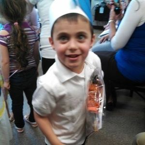 Meet your Posher, Esther